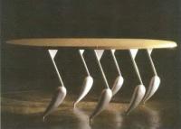 Масаки Морита, «Танцующий столик», 1990