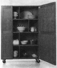 Шкаф посудный. В. Маджистретти, 90-е годы XX века