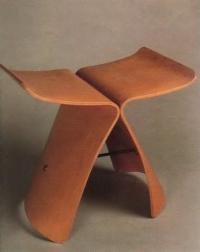 Стул Баттерфляй. С. Янаги, 1956 (мебель из дерева)