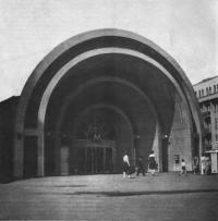 Вход на станцию метро «Красные ворота». Архитектор И. Ладовский, 1935