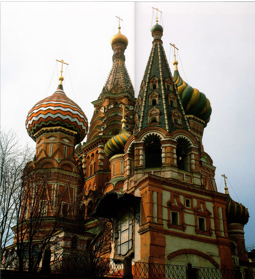 Вид с юго-востока на Покровский собор